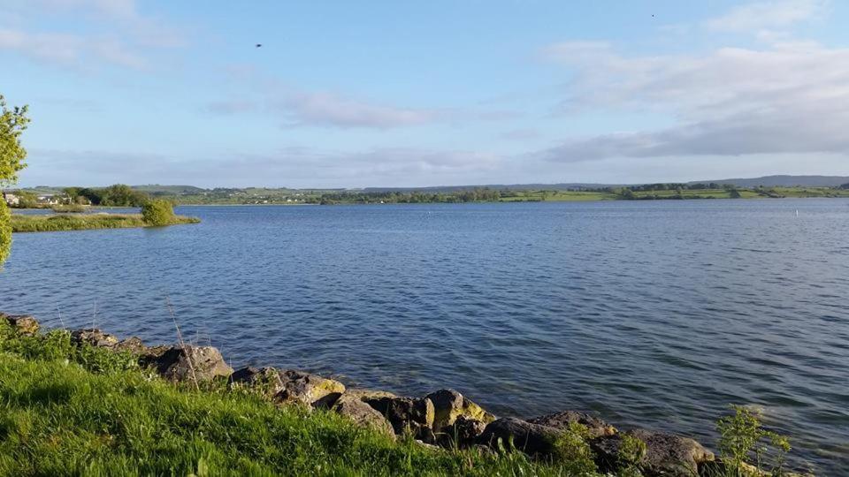 Lakeside Loughrea Bagian luar foto