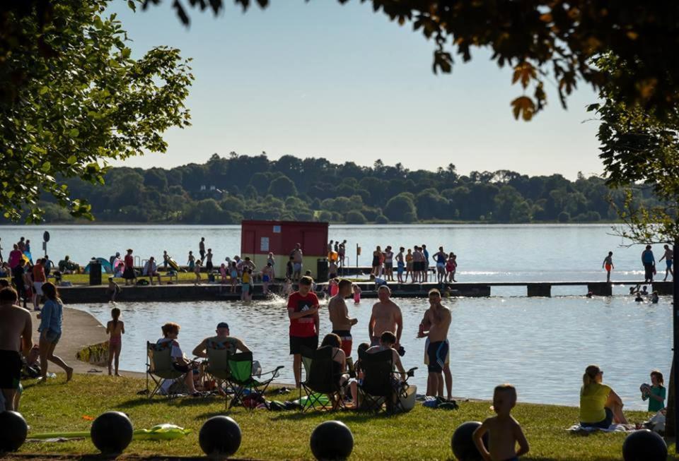 Lakeside Loughrea Bagian luar foto
